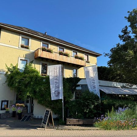 Zum Rayers Cafe-Restaurant & Boutique-Hotel Niederrotweil Exterior photo