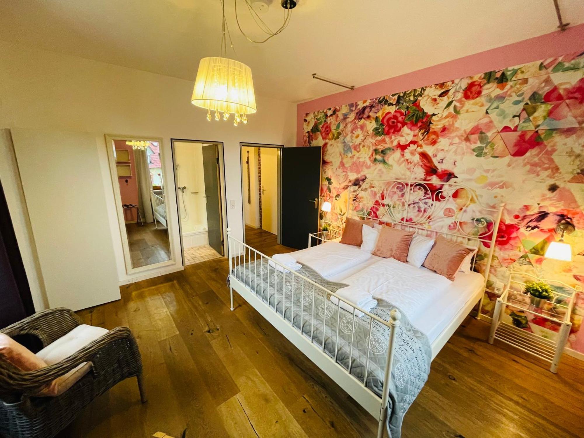 Zum Rayers Cafe-Restaurant & Boutique-Hotel Niederrotweil Room photo