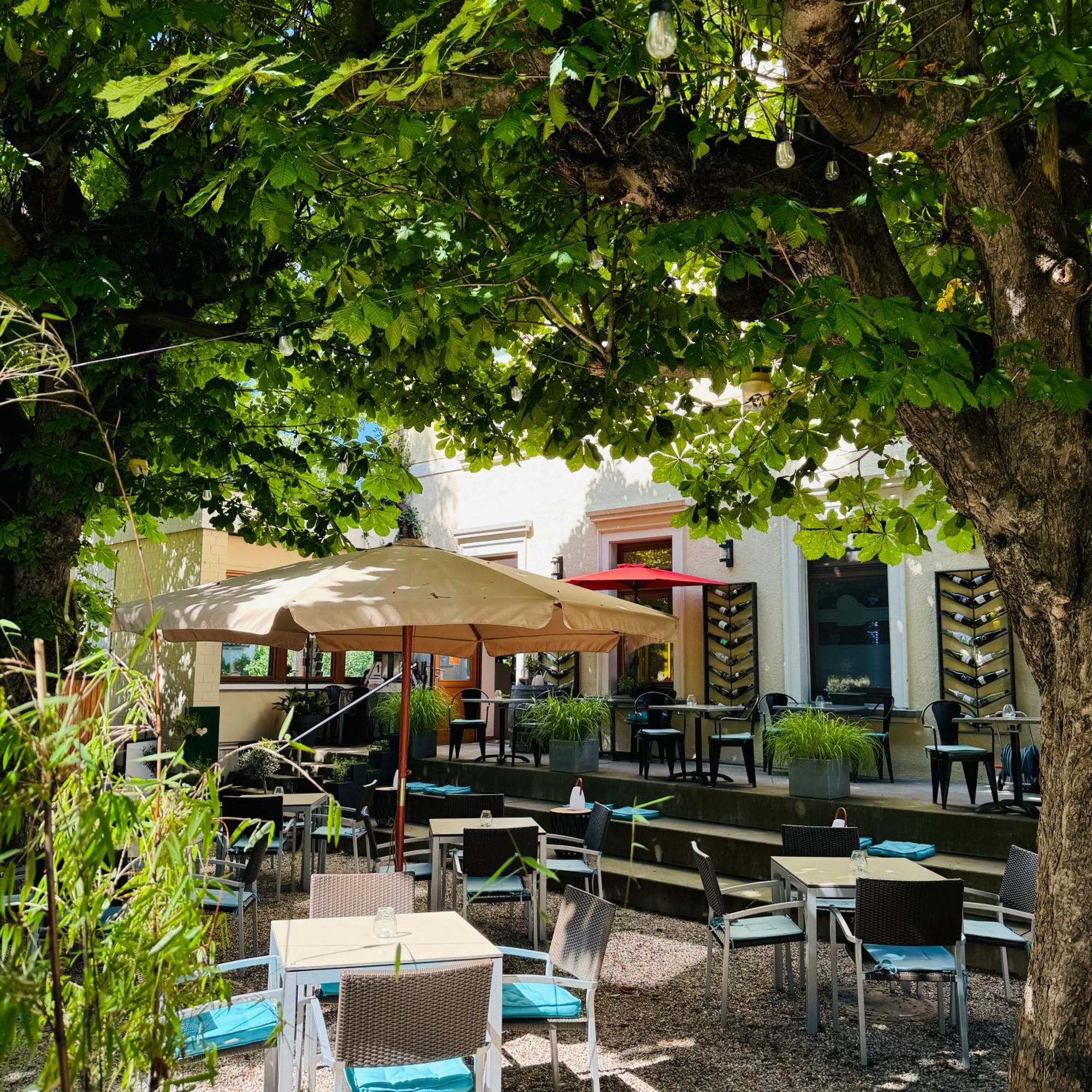 Zum Rayers Cafe-Restaurant & Boutique-Hotel Niederrotweil Exterior photo